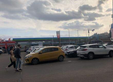 ISPRED TRGOVINE U TÜBINGENU: Muškarac ušao ženi u vozilo, zavezao je, potom premjestio u prtljažnik…