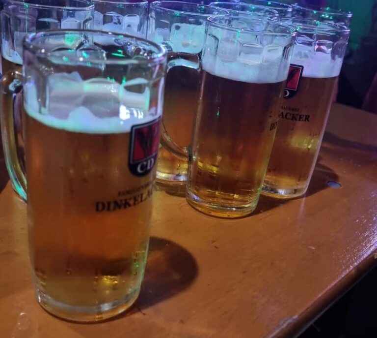 KOLEGE S UMJETNOM INTELIGENCIJOM: Imaju imena, lica i adrese e-pošte i rade u pivovari