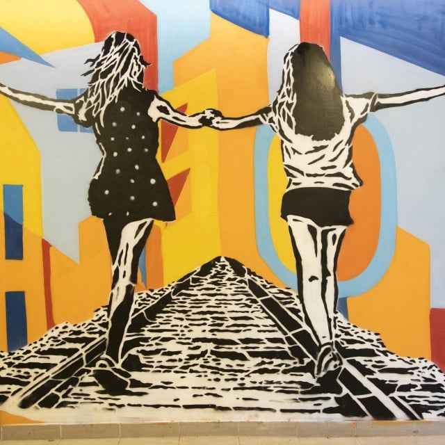 Preko noći su osvanuli grozni grafiti u pothodniku u Novom Zagrebu