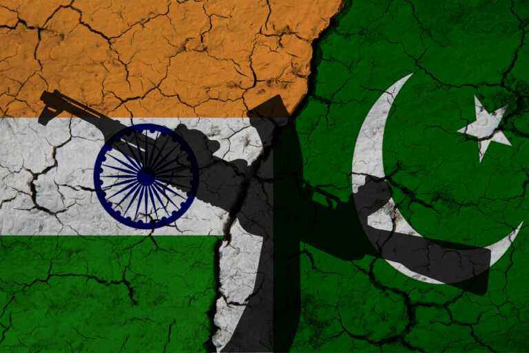 Indija napala Pakistan, srušena dva indijska aviona; Trump osudio napad