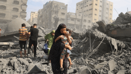Izraelci ubili još najmanje 61 Palestinca, blokada Gaze pojačava glad