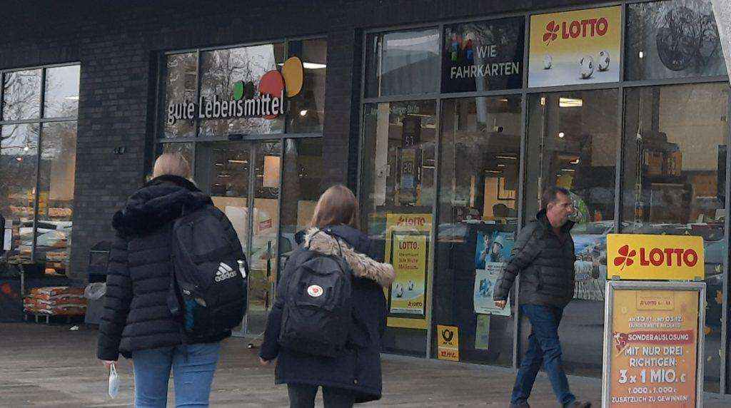 JOŠ UVIJEK NE MOGU VJEROVATI: Dva susjeda iz Bavarske osvojila 4,5 milijuna eura na lutriji
