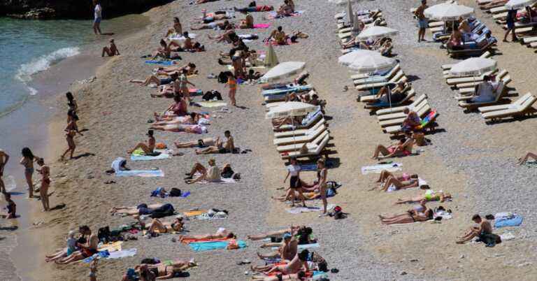 Ne, ovo nisu fotografije od prošlog ljeta, pogledajte kako izgledaju hrvatske plaže 1. svibnja!