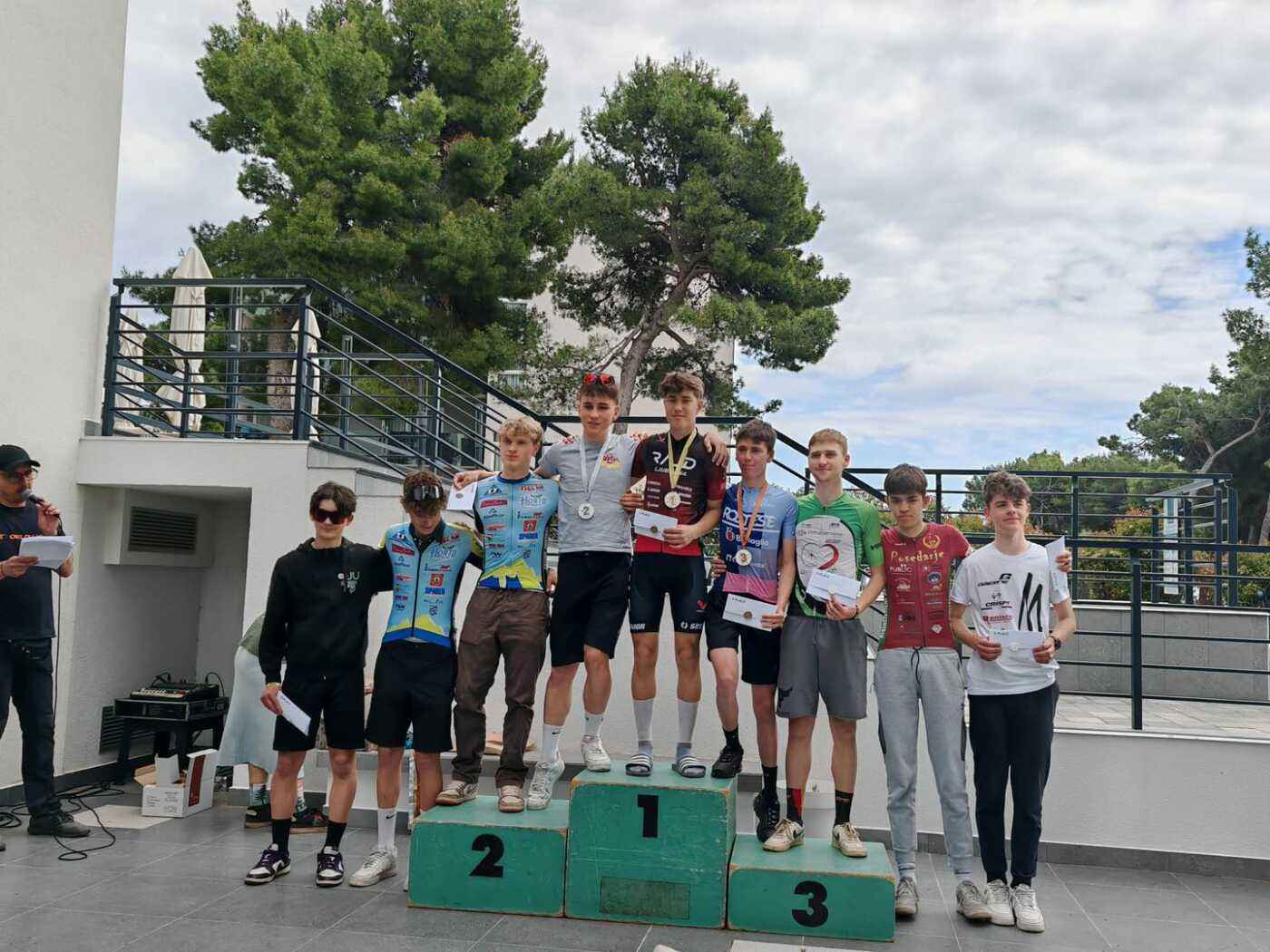 Osam medalja iz Vodica, Doljanin srebrni na Vranskom jezeru