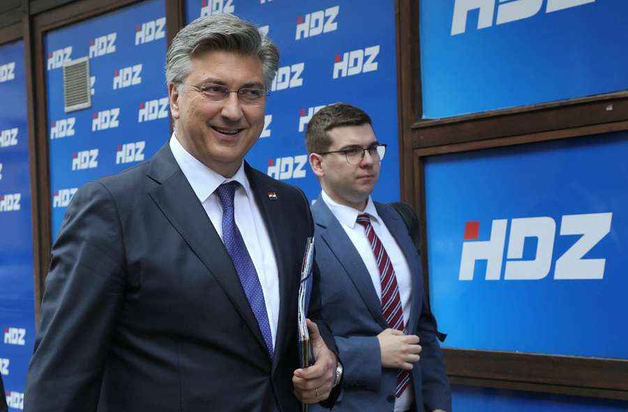PLENKOVIĆ: Možemo! je prespavao pred Saborom, a HDZ donio 80 milijuna eura za Zagreb