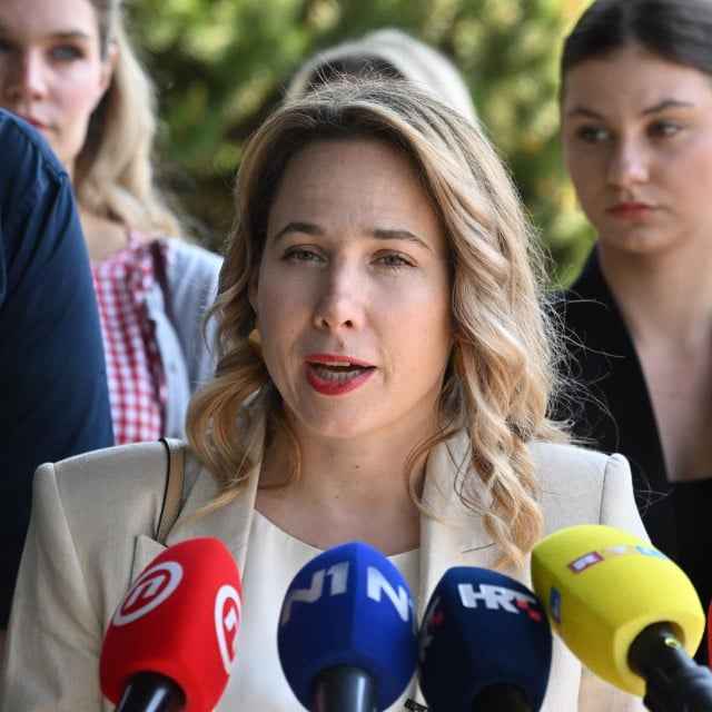 Selak Raspudić prozvala političare i dio medija nakon gnjusnih objava na svoj račun: ‘Ogledni primjer kulture ‘progresivne‘ ekipe‘