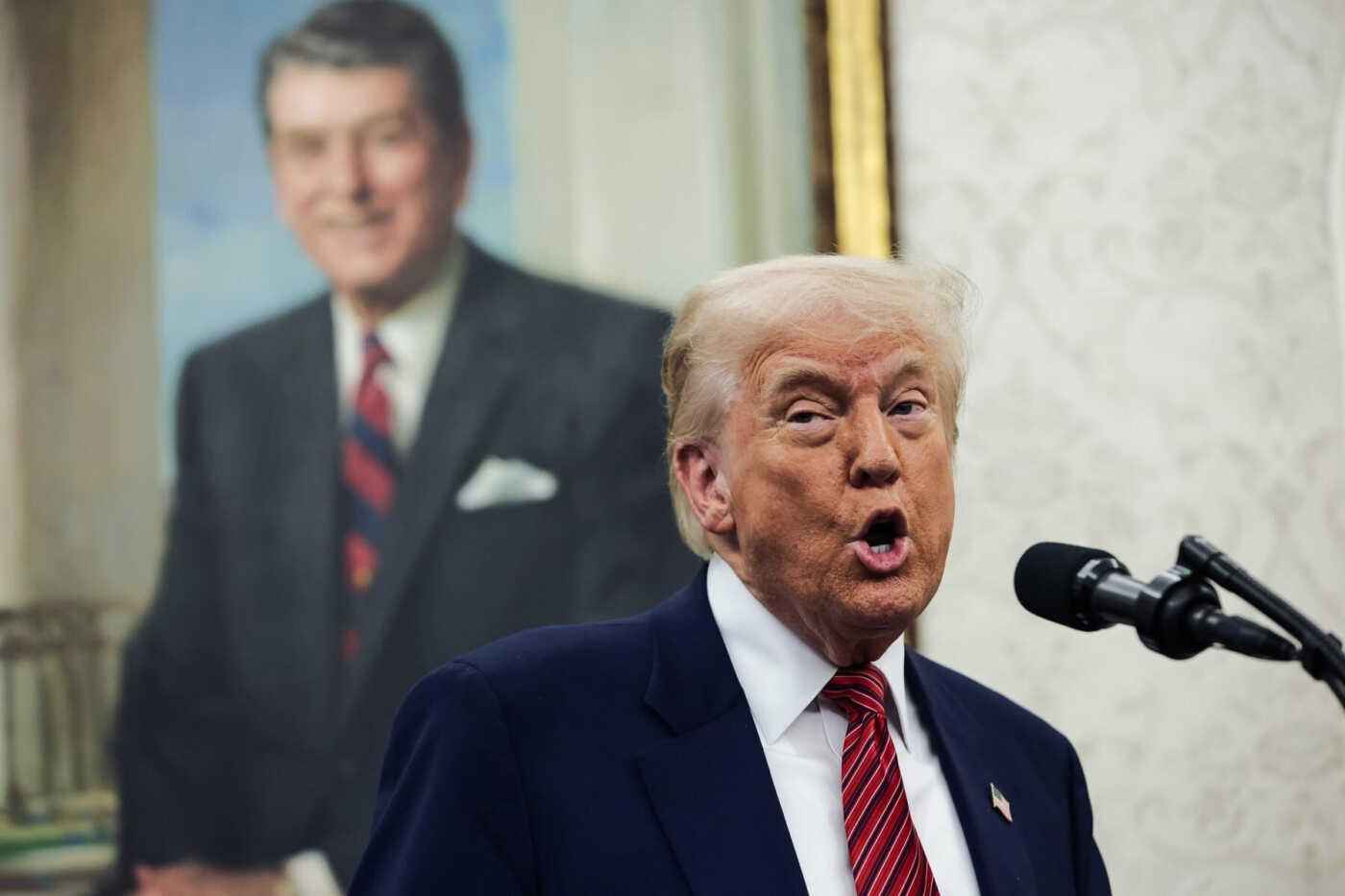 Trump na društvenim mrežama: ‘Velika konferencija za novinare. Deset sati ujutro. S predstavnicima velike zemlje!‘