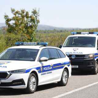 U nesreći u Istri teško ozlijeđeno dijete, policija poslala posebno upozorenje: ‘Nije bilo u sjedalici, evo koja su pravila‘